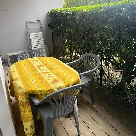 Pres De La * 르 라방두